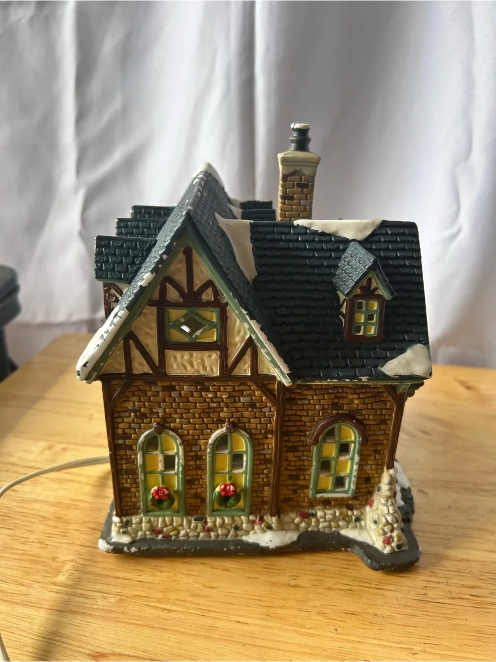 Vintage St. Nicholas Square Elm Street House
